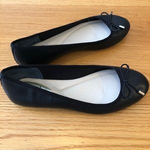 NWOB Alfani ballet shoes - black leather 7.5